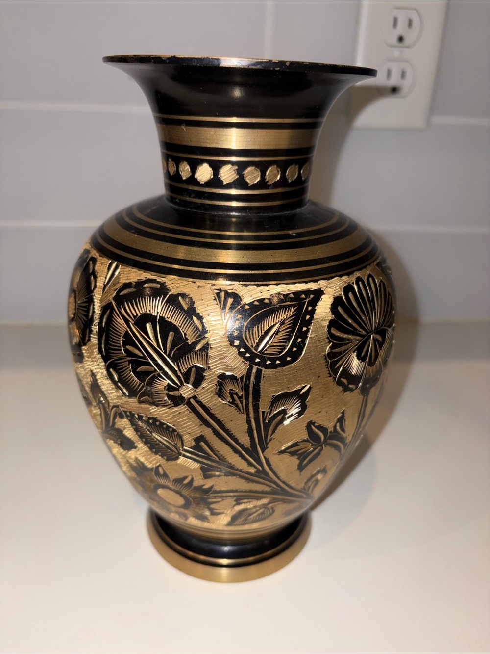 Brass Black Flower Vase Gold India 5" Decor LePakshi Etched Nature Flower Design